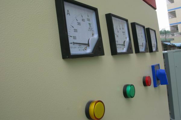 长泰配电箱-3683讲讲配电箱的操作和检修步